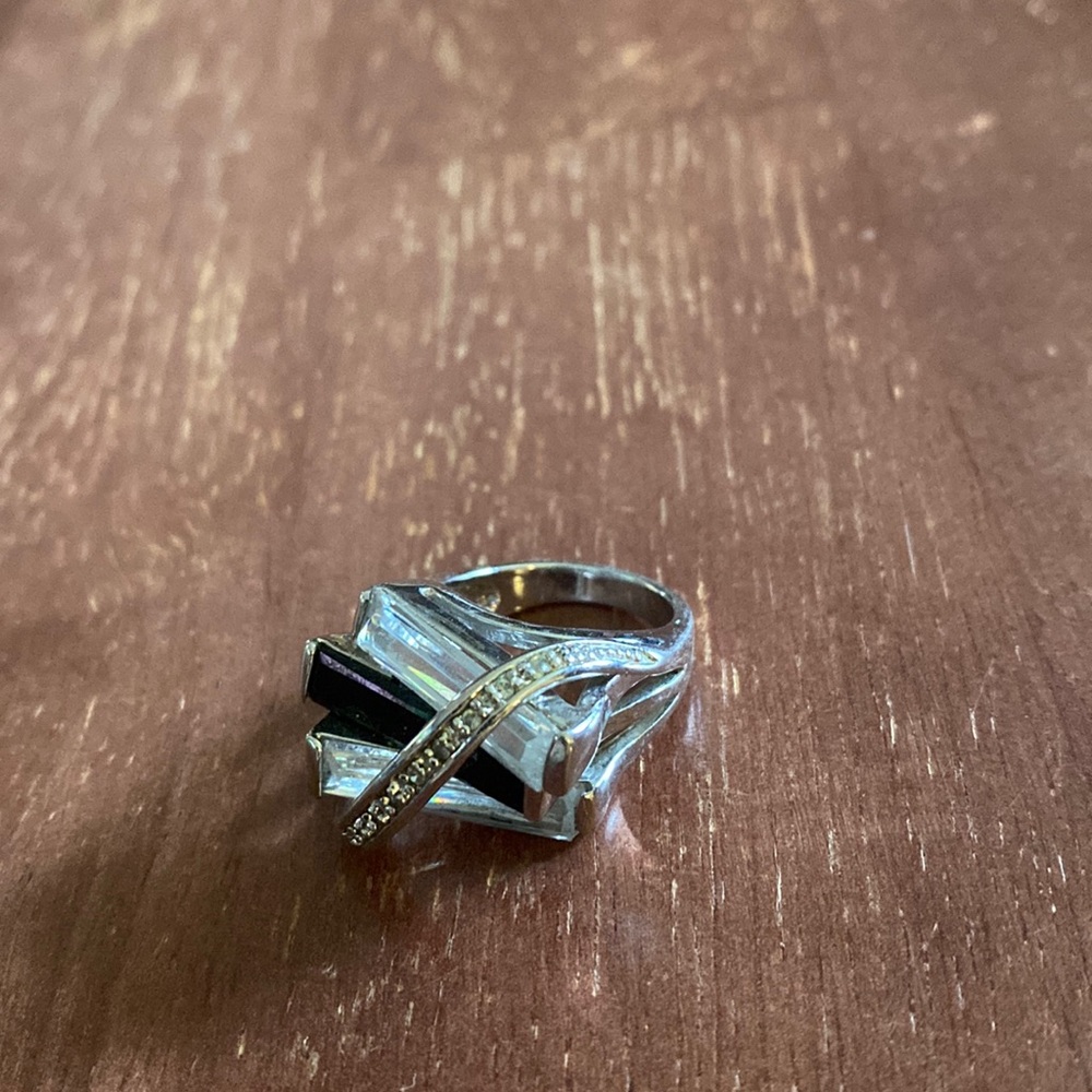 Costume ring